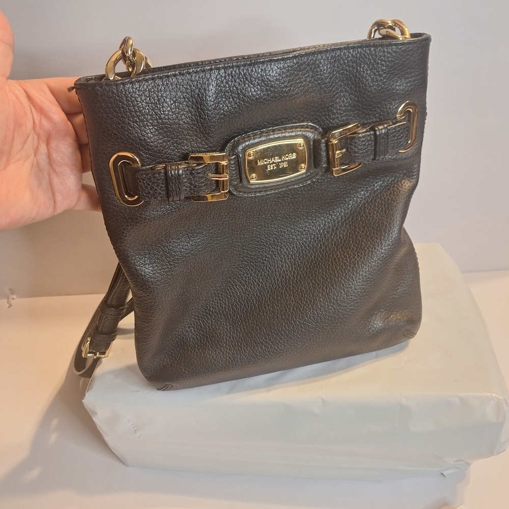 Michael Kors Black Crossbody Bag - Picture 3 of 9